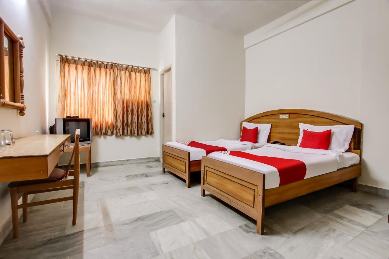 Hotel Geetha International ตูติคอริน ภายนอก รูปภาพ