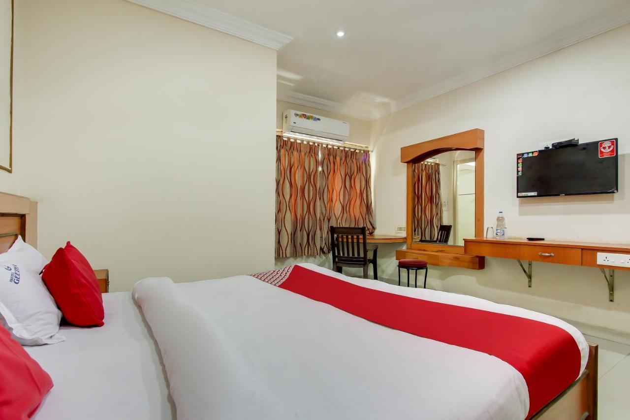 Hotel Geetha International ตูติคอริน ภายนอก รูปภาพ