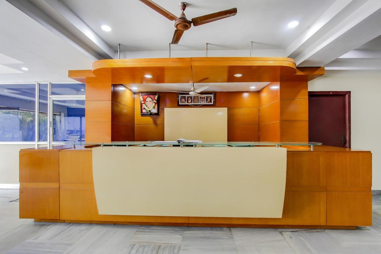 Hotel Geetha International ตูติคอริน ภายนอก รูปภาพ